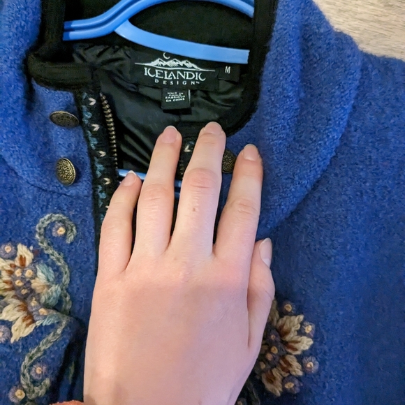 Beautiful vintage coat - Picture 2 of 3